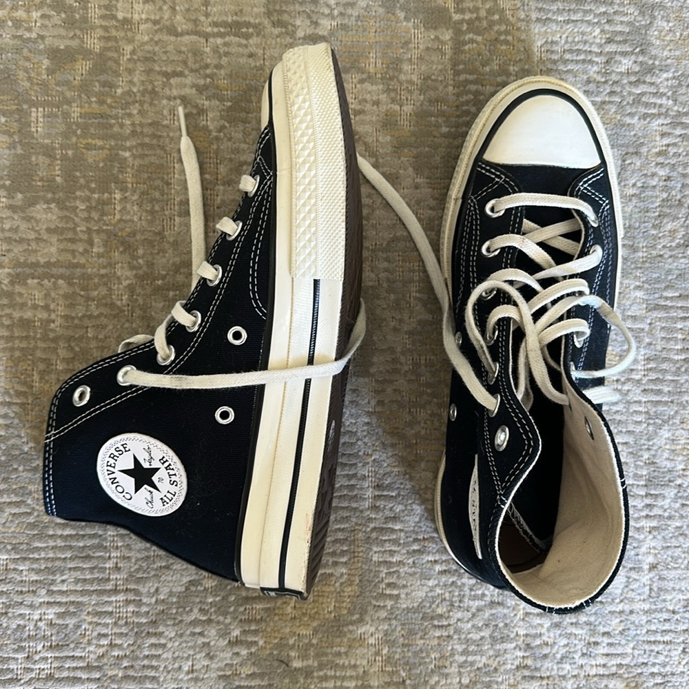 Chuck Taylor high top converse